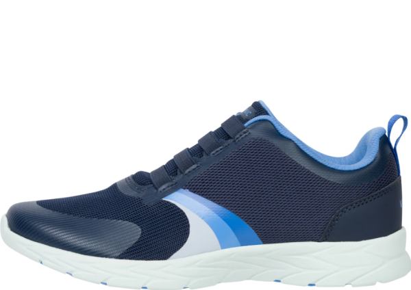 Sneaker dengan Lapisan Bahan Mesh